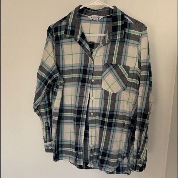 Old navy plaid blue button up shirt - Picture 2 of 5